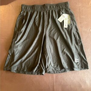 🏃‍♂️ NWT RBX Men’s Athletic Shorts – Size M – 💥Buy 2 Get 1 Free